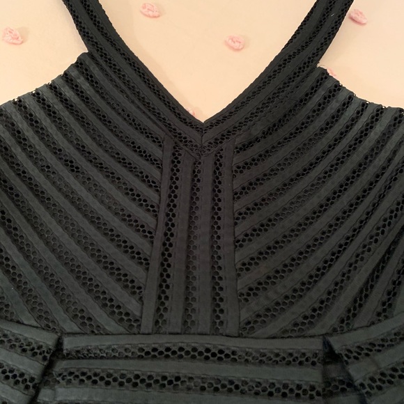 Dress - Picture 4 of 5